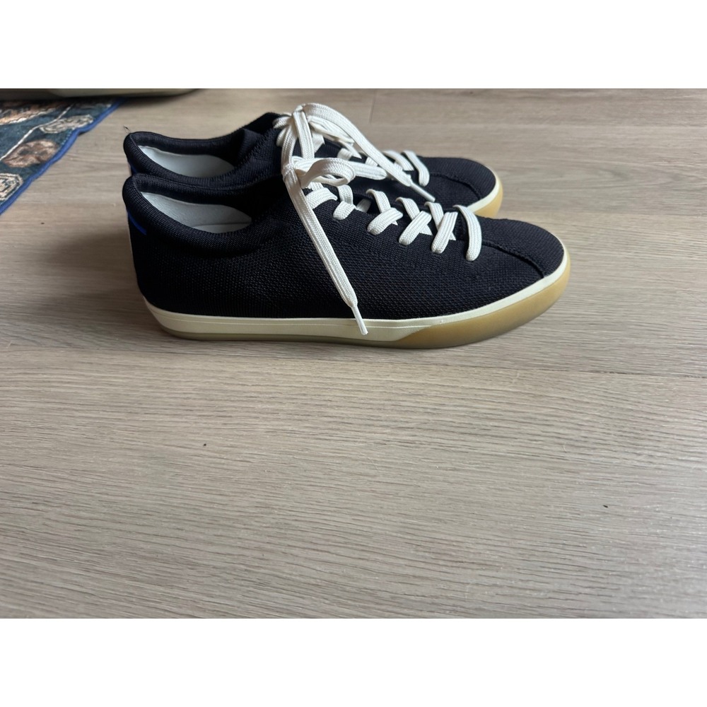 Women's Black Laceup‎ - Picture 4 of 8